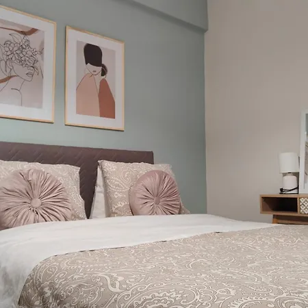 Trikalabnb - Rock & Roll 1 In Apartment *