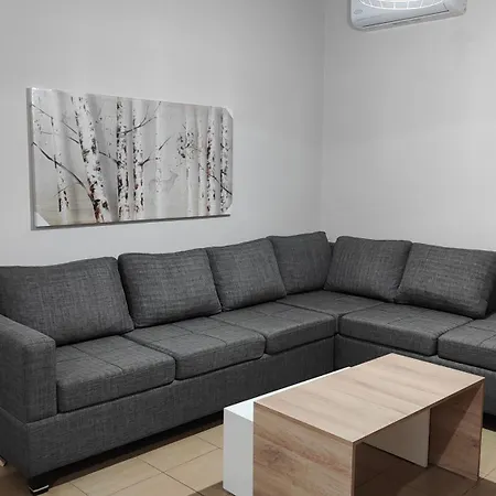 Trikalabnb - Rock & Roll 1 In Apartment