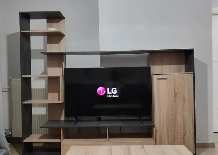 Trikalabnb - Rock & Roll 1 In * Trikala (Thessaly)